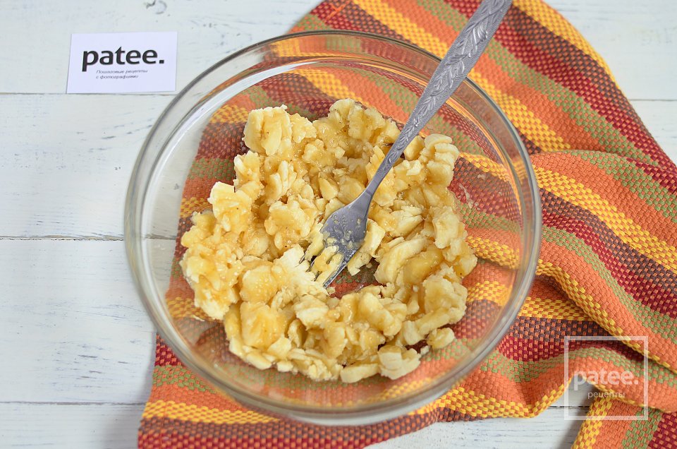 Медовый кекс с бананами и орехами - Шаг 4