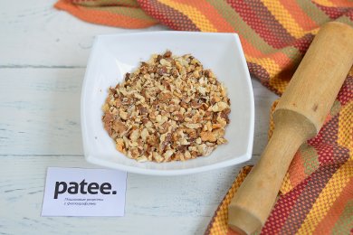 Медовый кекс с бананами и орехами - приготовление