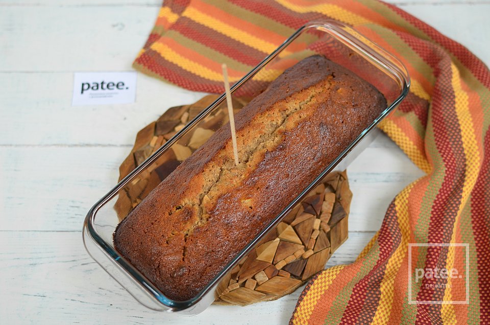 Медовый кекс с бананами и орехами - Шаг 11