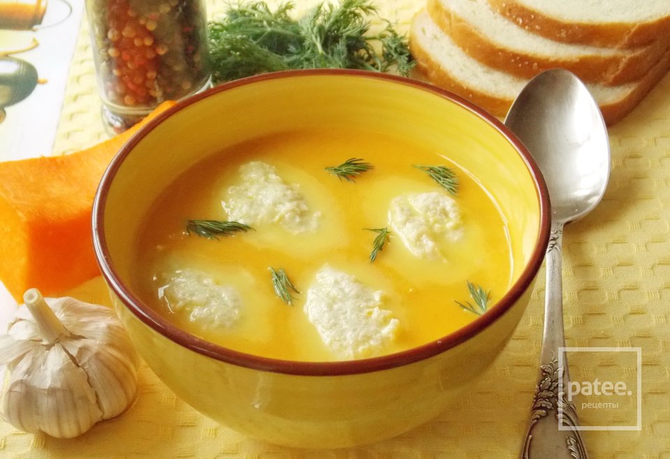 Тыквенный суп-пюре с куриными кнелями - Шаг 15