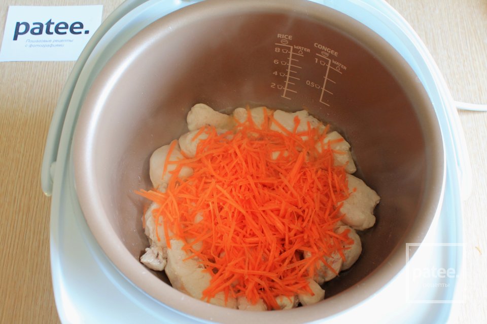 Куриное филе в сливочном соусе в мультиварке - Шаг 7