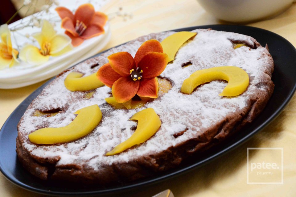 Шоколадный пирог с персиками - Шаг 12