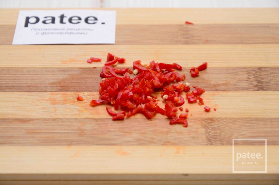 Овощной салат с кукурузой - Шаг 6