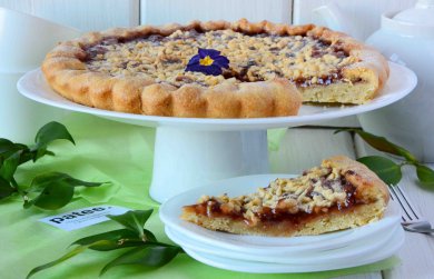 Рецепт Пирог с малиновым вареньем
