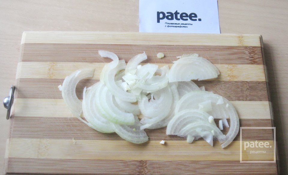 Салат с кальмарами и ветчиной - Шаг 2