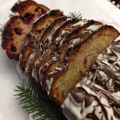 Кекс с марципаном и пьяными вишенками - Шаг 2