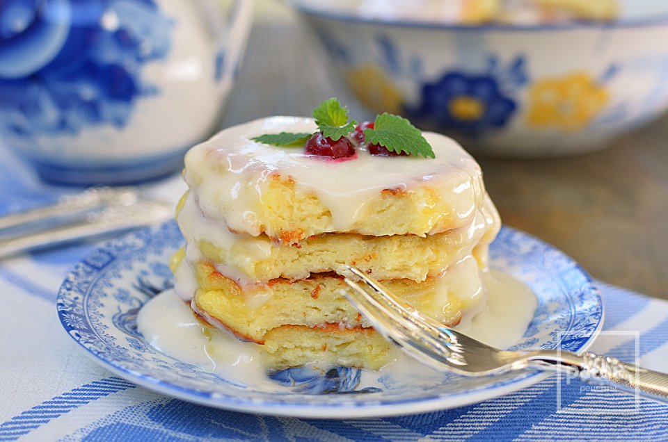 Нежные сырники с кремом - Шаг 12