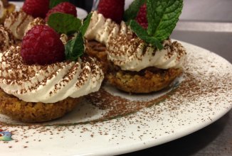 Корзиночки ореховые с кофейным и трюфельным кремом