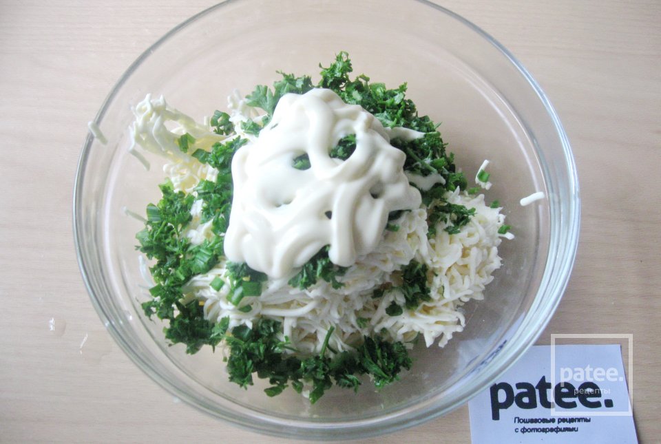 Яичный рулет с сыром - Шаг 11