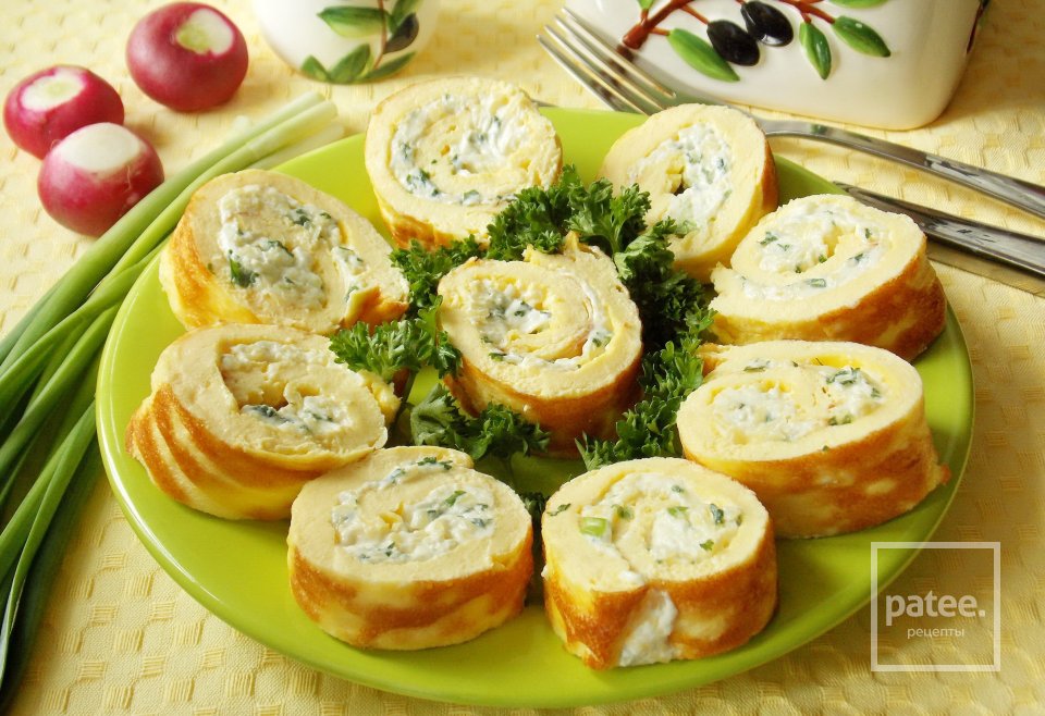 Яичный рулет с сыром - Шаг 15