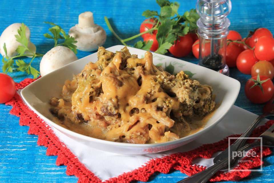 Курица с грибами и брокколи в мультиварке - Шаг 12