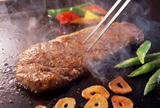 Жареная пища вреднее для людей, склонных к лишнему весу