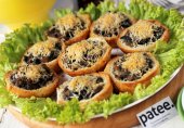 Булочки с грибной начинкой