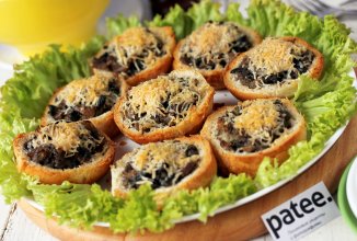 Булочки с грибной начинкой