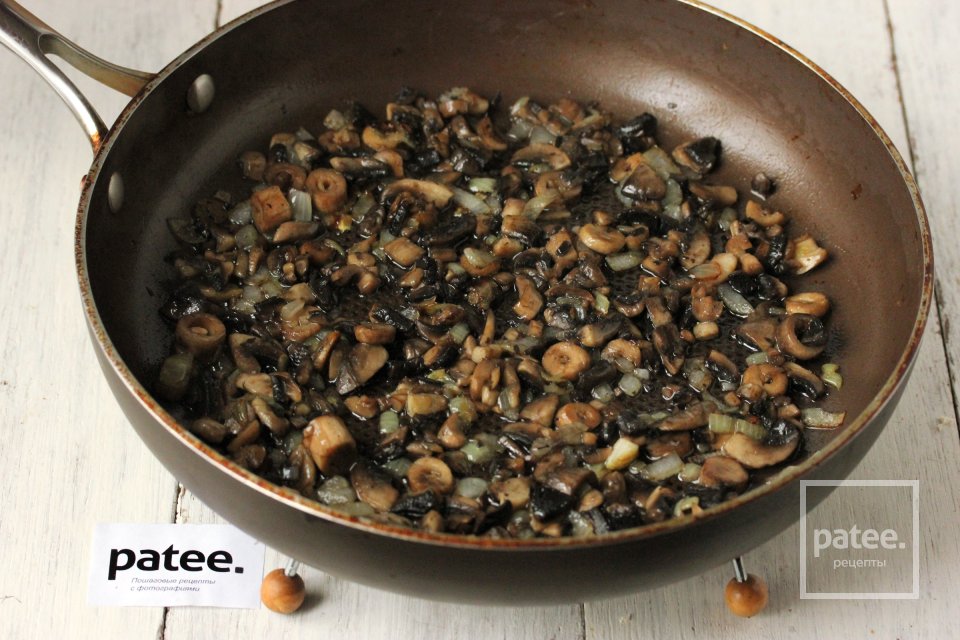 Булочки с грибной начинкой - Шаг 6