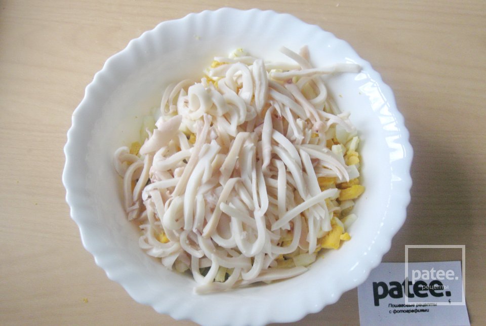 Салат с кальмарами и рисом - Шаг 10