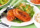 Куриные биточки с квашеной капустой