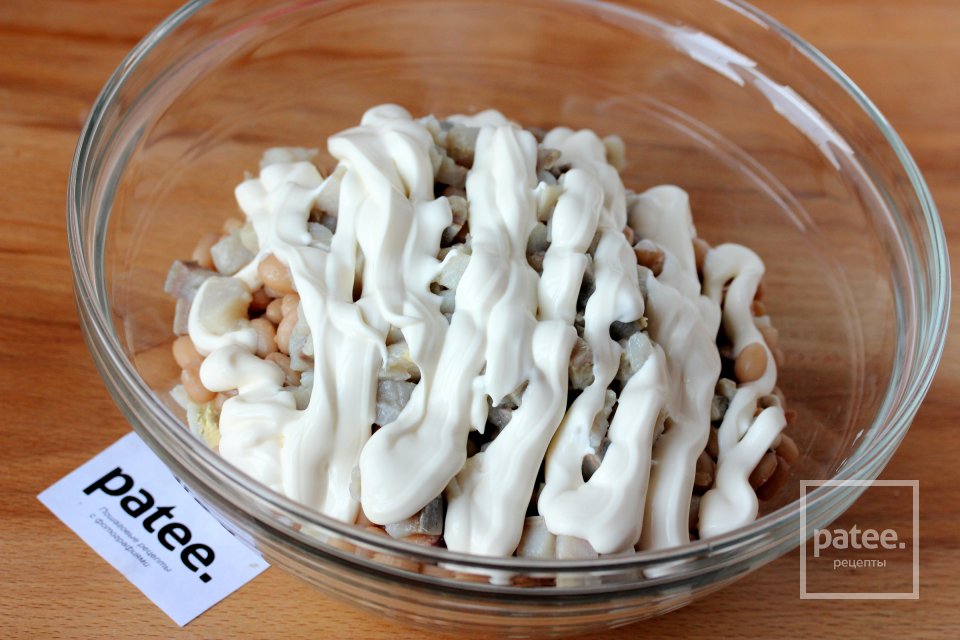 Салат с солёной сельдью и фасолью - Шаг 7