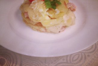 Картофельный гратен с копченой курицей