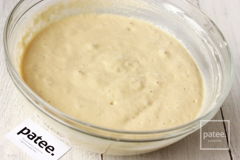 Жареные пирожки с начинкой из зелёного горошка, сыра и зелени - Шаг 4