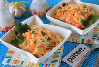 Салат из капусты с кукурузой