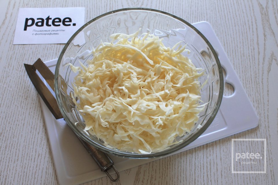 Салат из капусты с кукурузой - Шаг 2