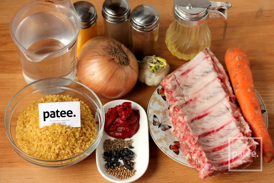 Пилав из булгура со свиными рёбрышками в мультиварке - Шаг 1