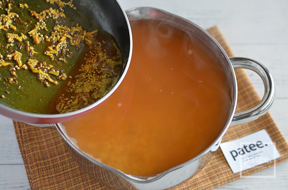 Суп из красной чечевицы с нутом - Шаг 10