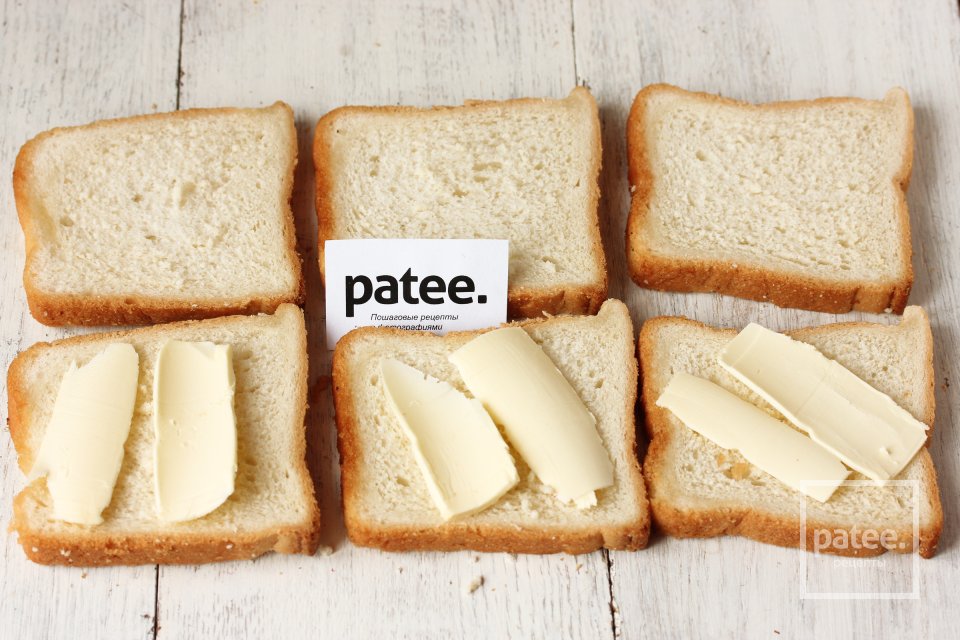 Сэндвич-гриль с ветчиной, сыром и помидорами - Шаг 2