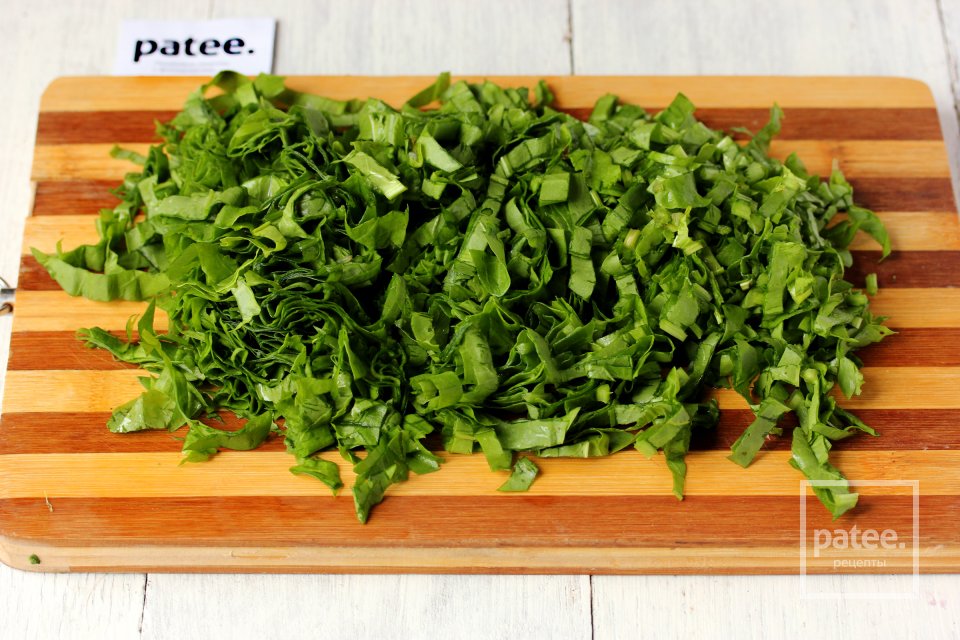 Зелёный борщ со щавелем и шпинатом - Шаг 10