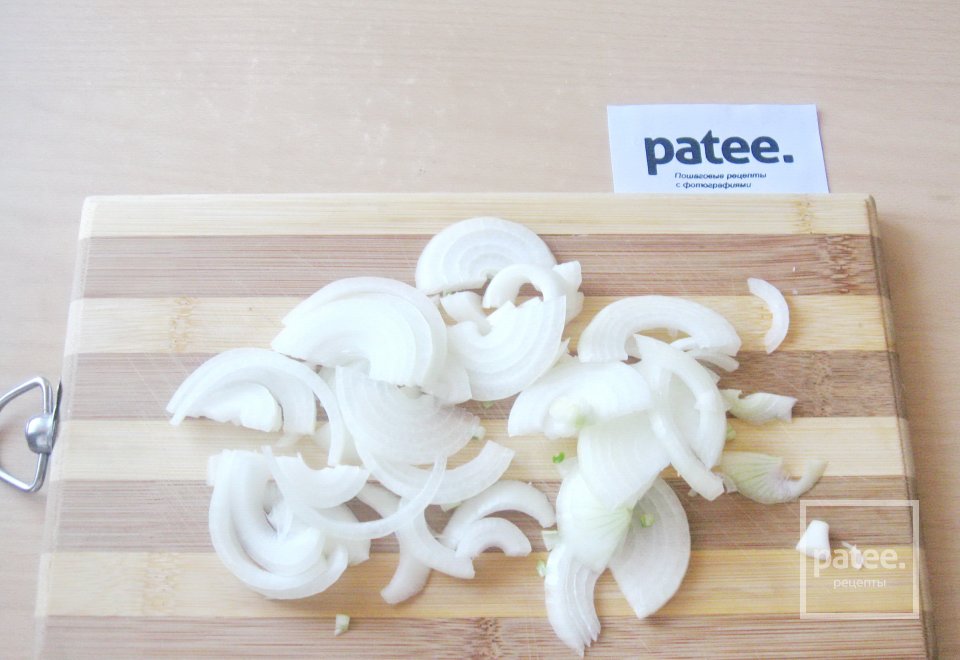 Свинина с картофелем и грибами в сырном соусе - Шаг 5