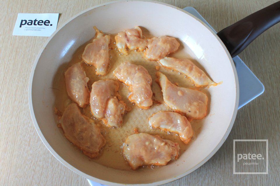 Куриное филе в томатном соусе - Шаг 8