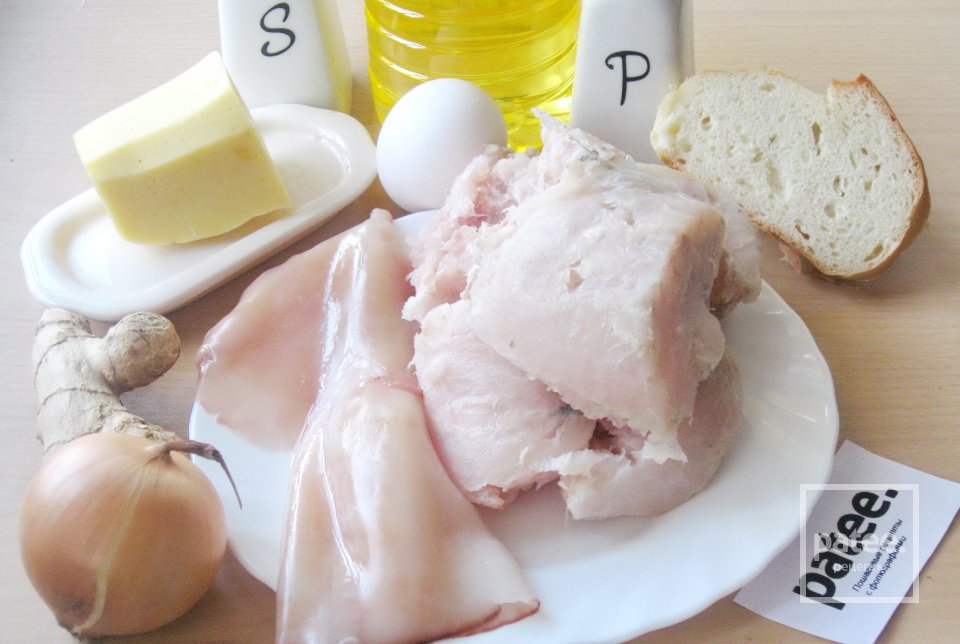 Котлеты из хека и кальмара с сыром - Шаг 1