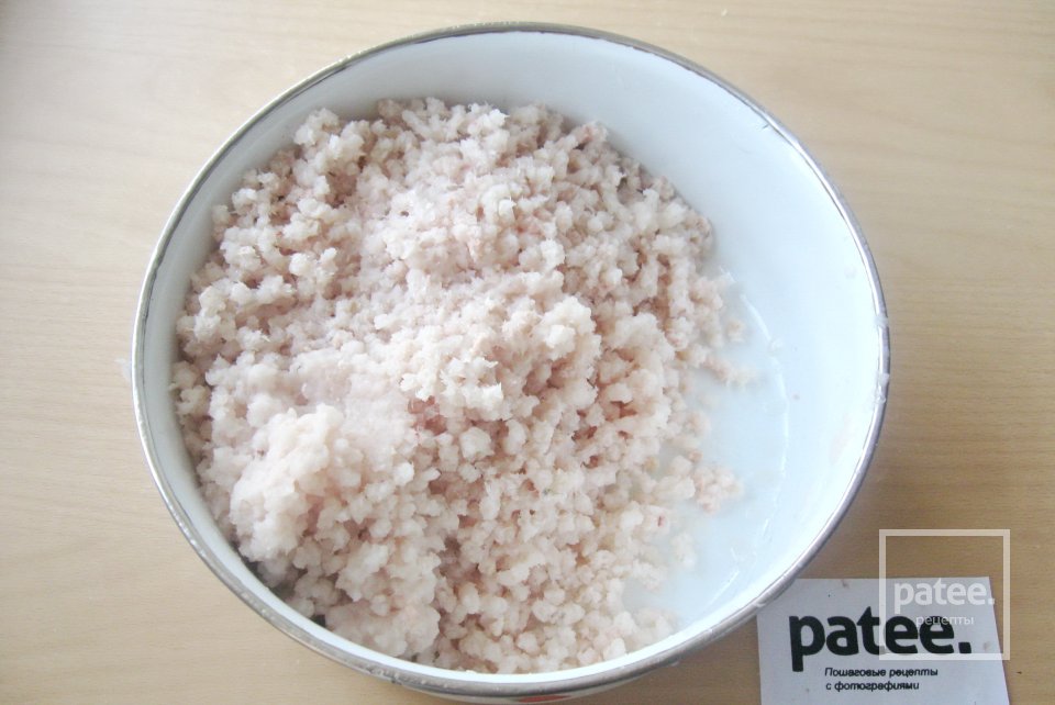 Котлеты из хека и кальмара с сыром - Шаг 2