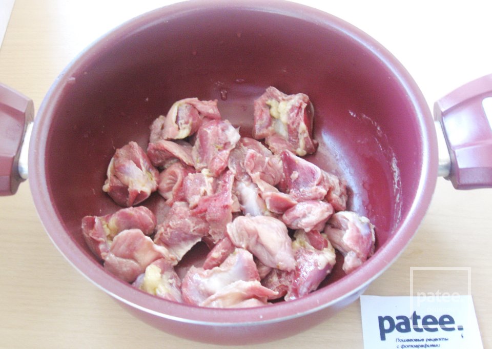 Тушеная капуста с куриными желудками - Шаг 2
