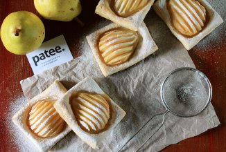 Слойки с грушами