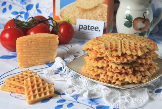 Вафли с овсяными хлопьями и сыром