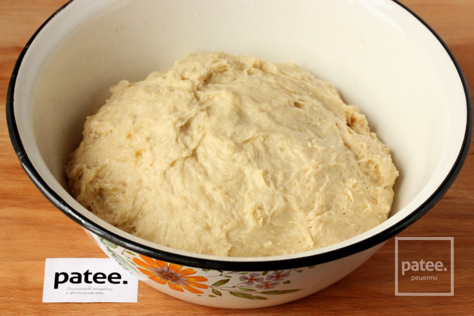 Духовые пирожки с сосисками - Шаг 10