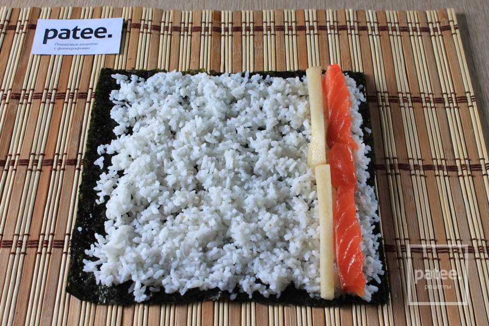 Роллы с семгой и грушей в мультиварке - Шаг 9