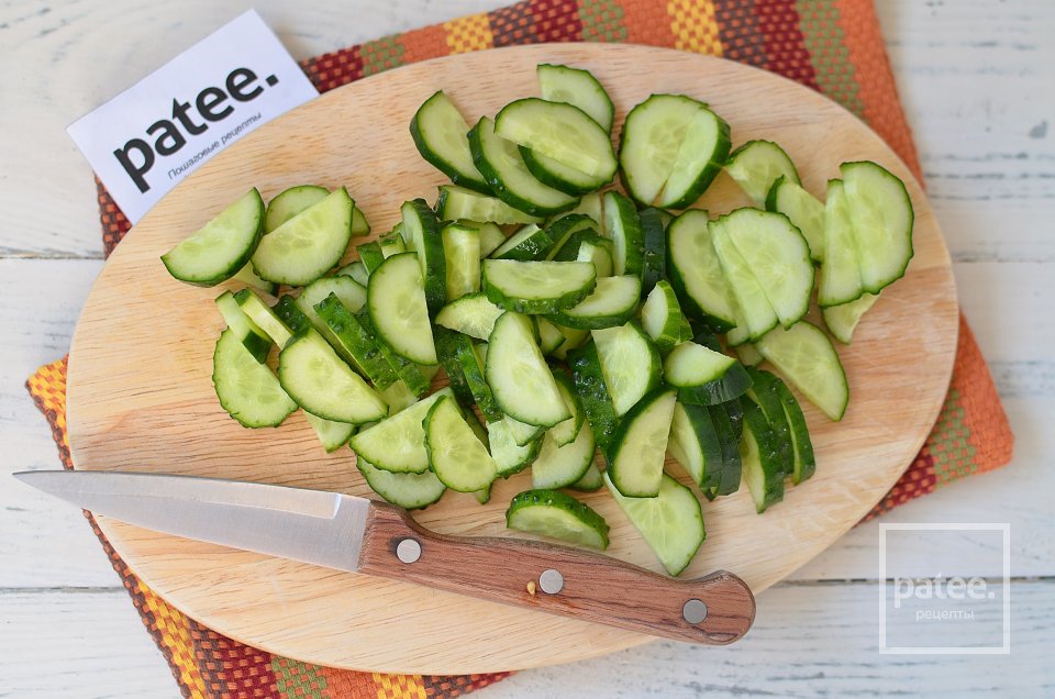 Салат с овощами и мягкой брынзой - Шаг 5