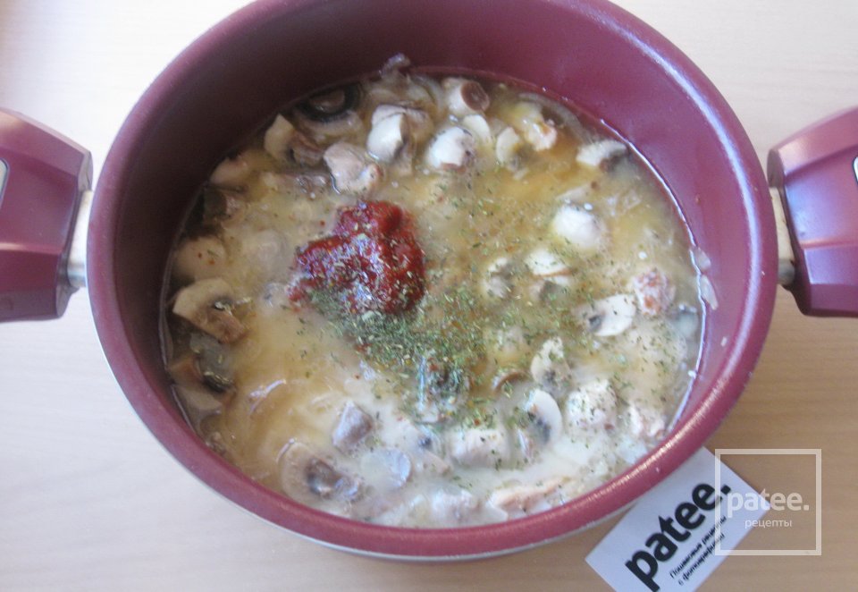 Свинина с грибами и ананасами - Шаг 12