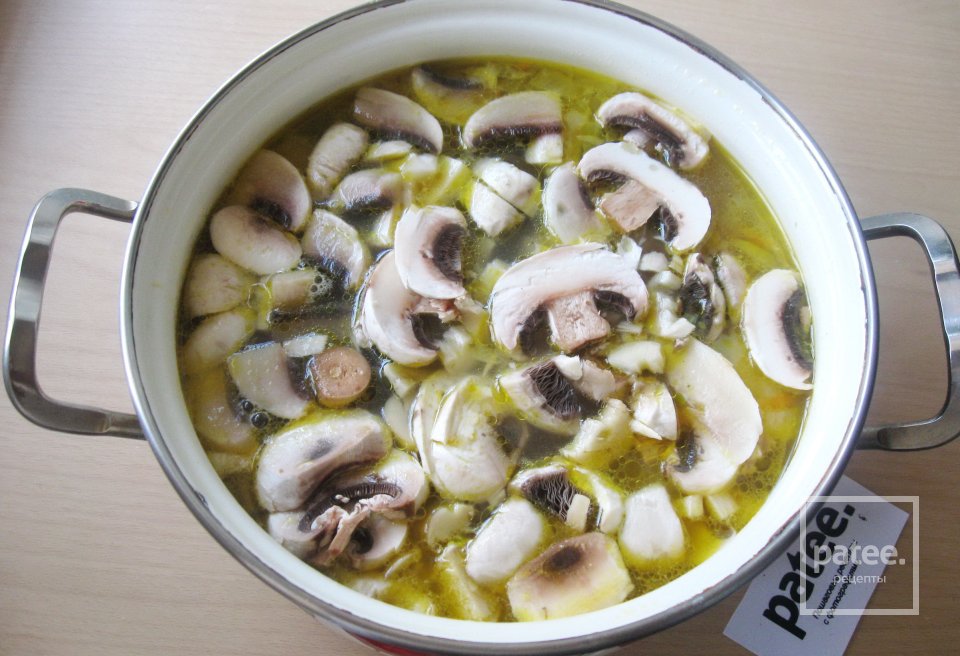 Куриный суп с пшеном и грибами - Шаг 10