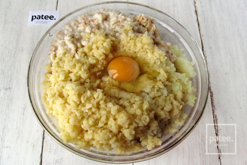 Котлеты из свинины Экономные - Шаг 9