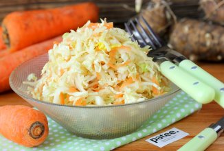 Салат из пекинской капусты с топинамбуром и морковью