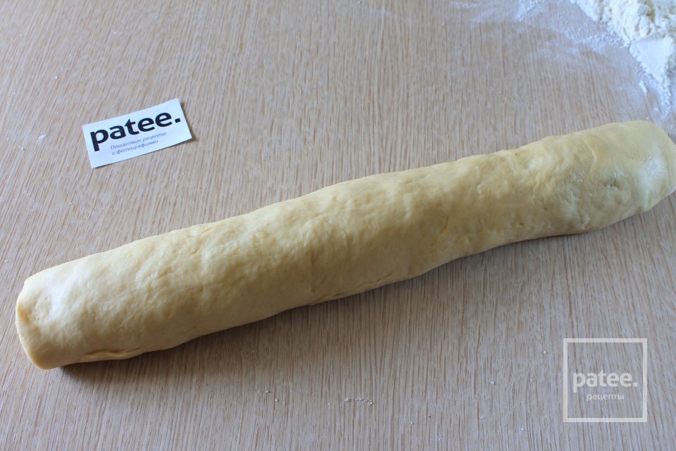 Пасхальное кольцо с изюмом и орехами - Шаг 10