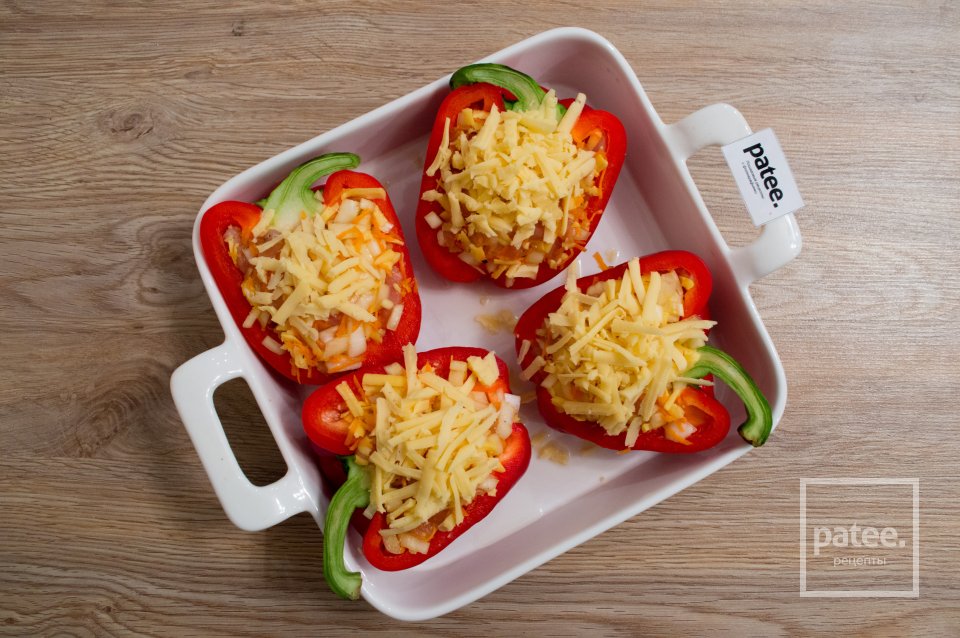 Запеченные перцы с курицей и сыром - Шаг 10