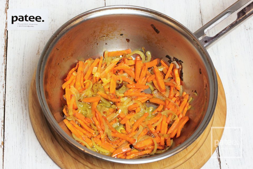 Салат из куриных желудков с яйцами и овощами - Шаг 4