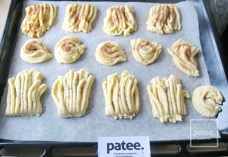 Печенье на майонезе через мясорубку - Шаг 12