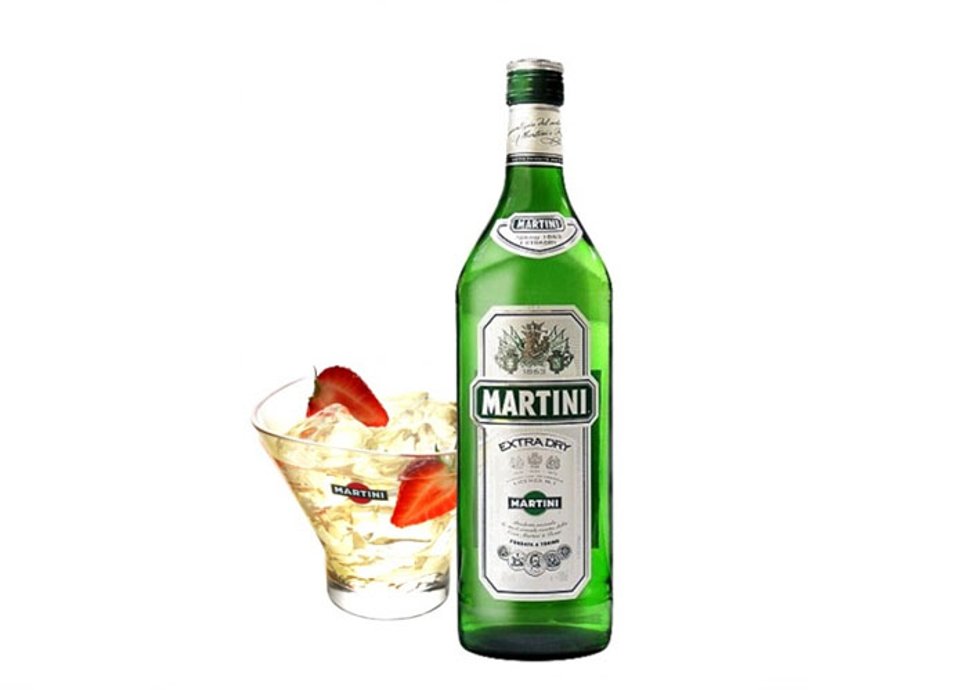Мартини экстра драй белое сухое 0 75. Мартини экстра драй 0,5. Мартини экстра драй 1л. Мартини сухой или сухое. Сухой вермут martini.