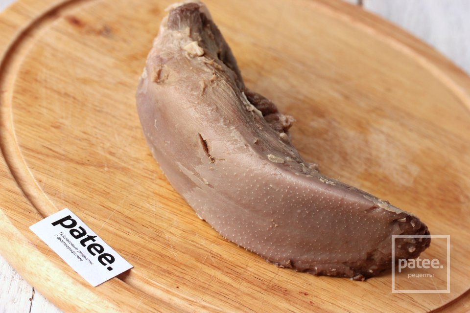 Как отварить и почистить свиной язык - Шаг 9